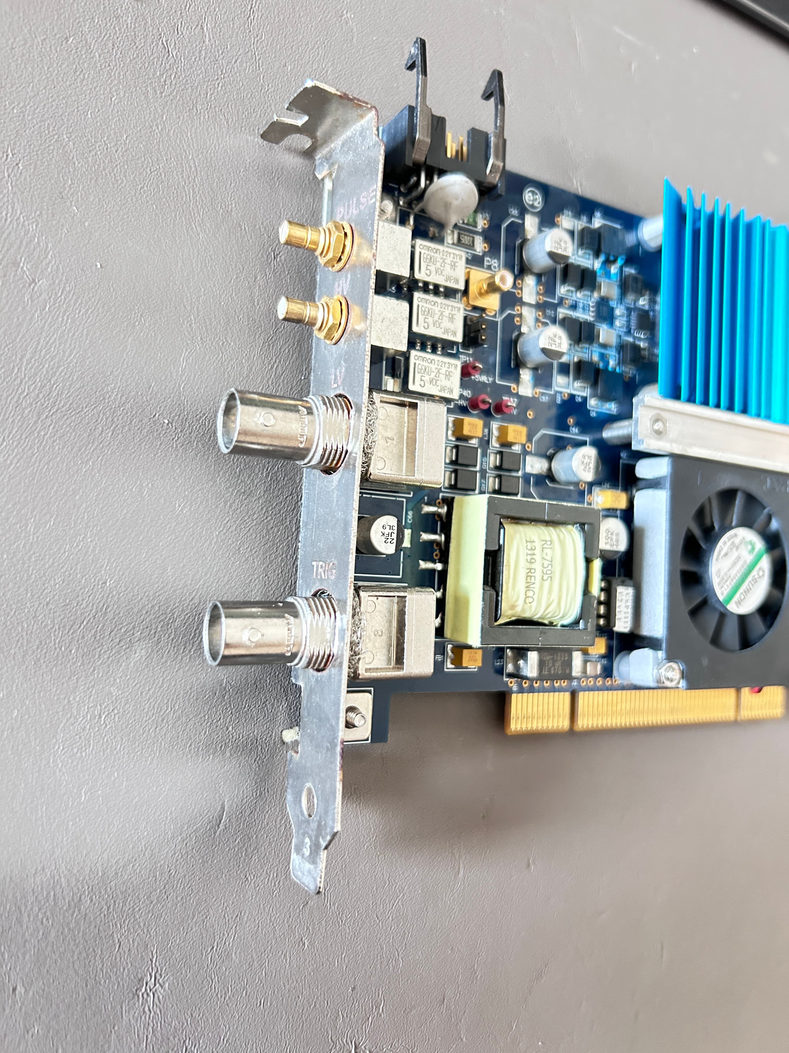Mistras ARB-1410 Ports: BNC and SMA Connectors (Pulse, TRIG, LT)