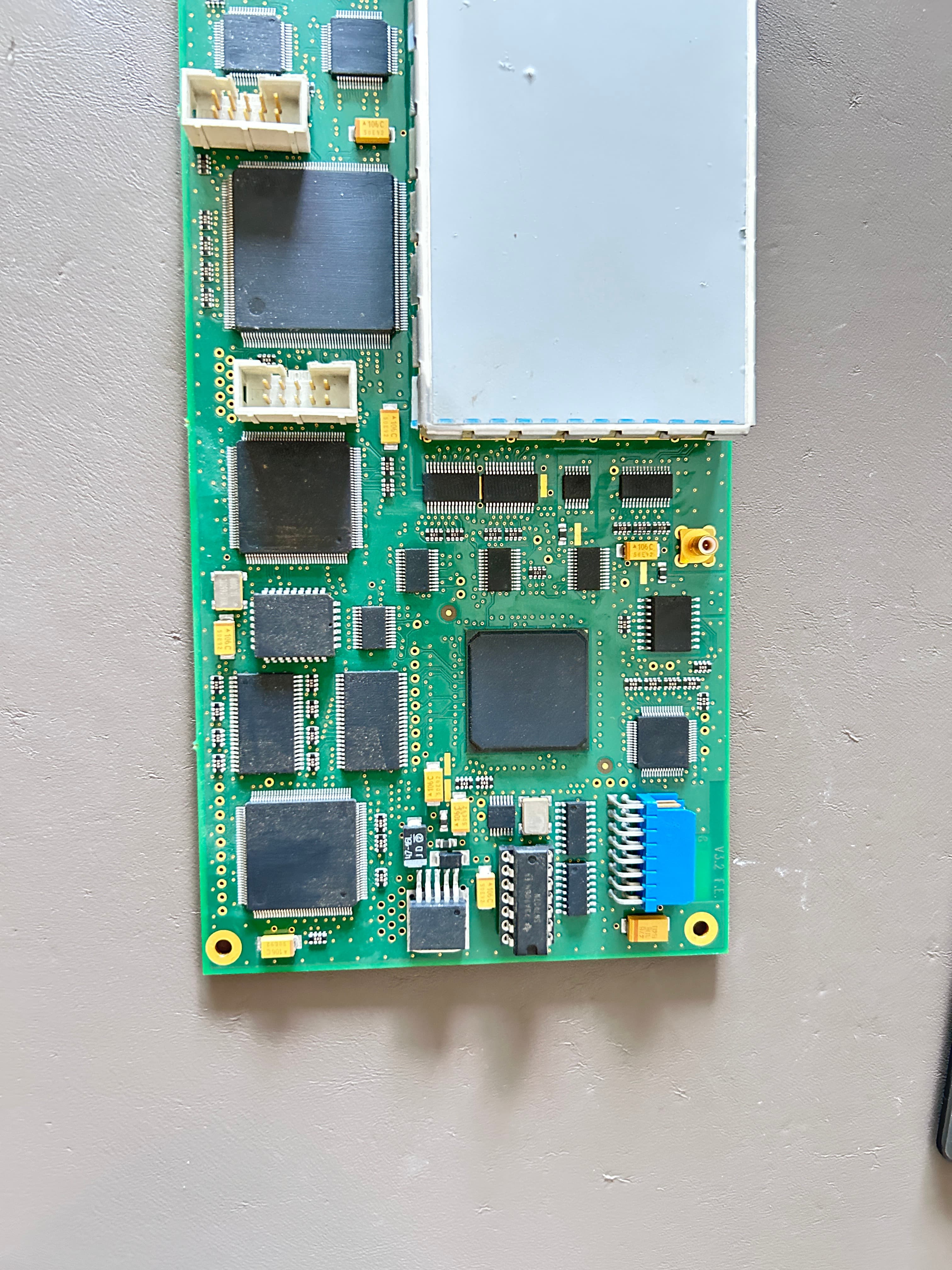 USPC 7100 LA PCI Card Controller Chips and Components