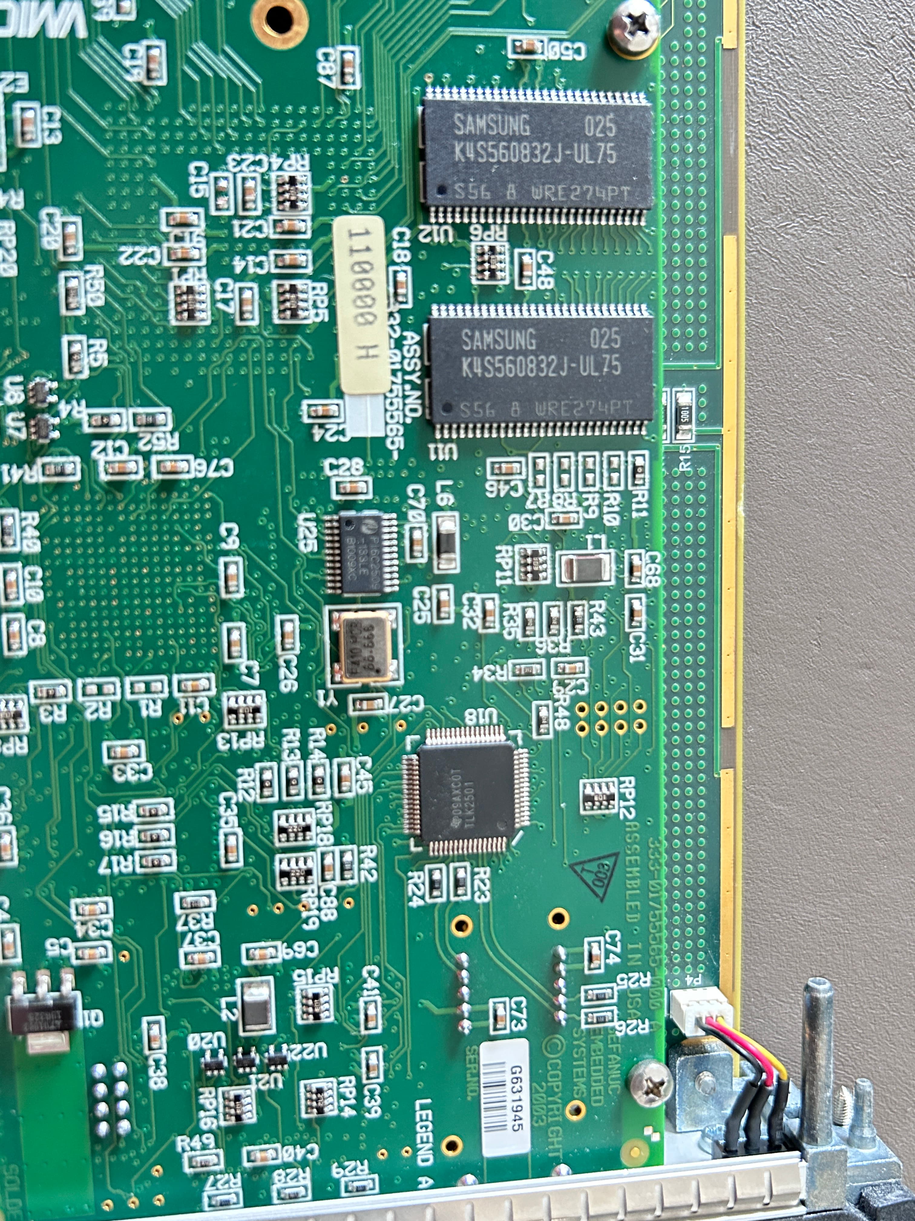 Samsung K4S560832J Memory Chip Detail on VMIC-5565