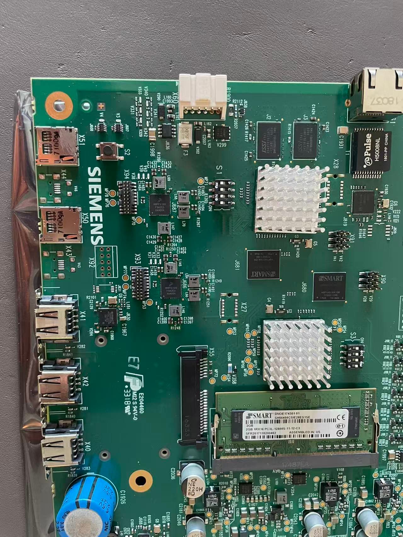 Siemens USB Ports Detail